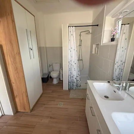 Fisher House בית נופש Arokto